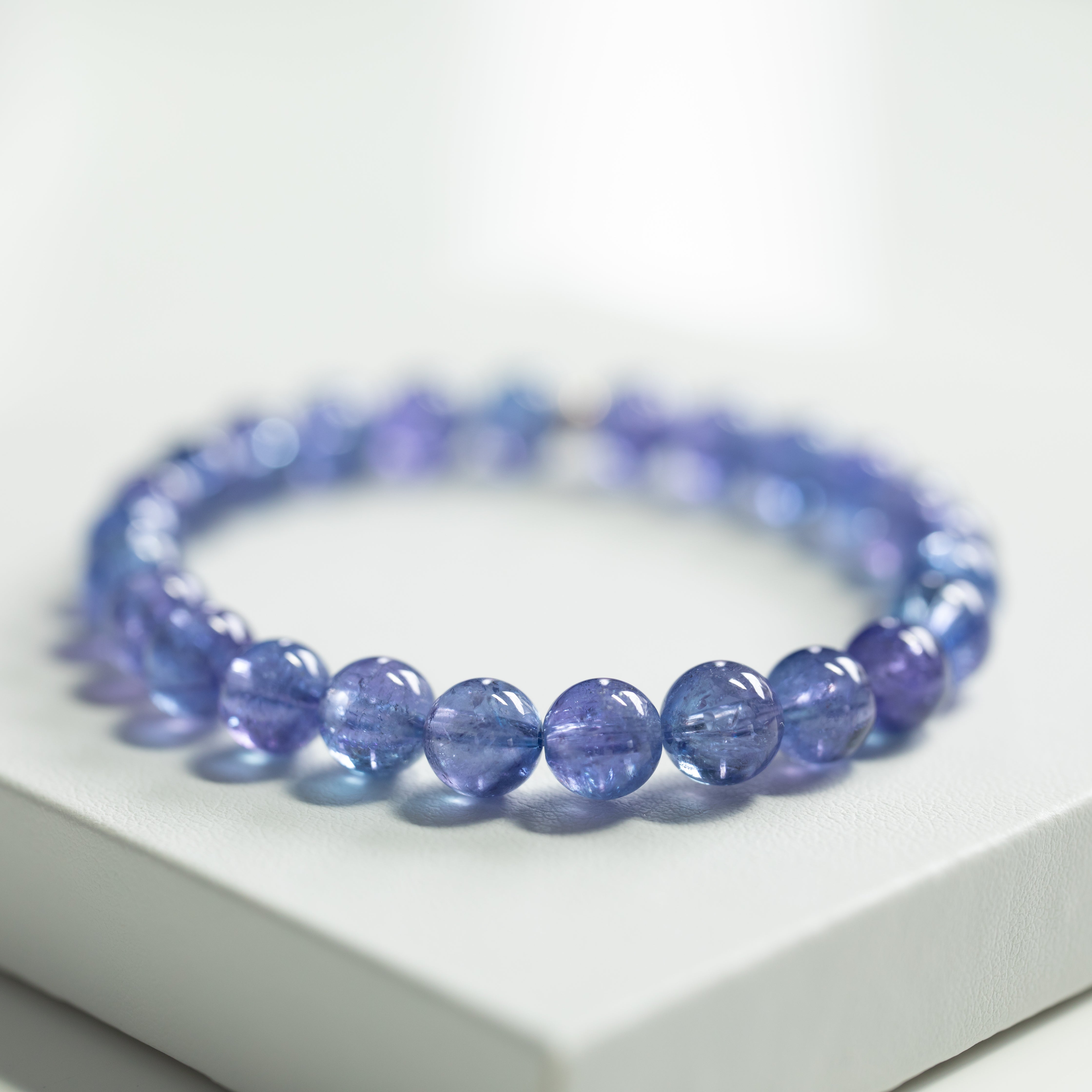 タンザナイトブレスレット/Tanzanite Bracelet -Soft Glow – INITIO